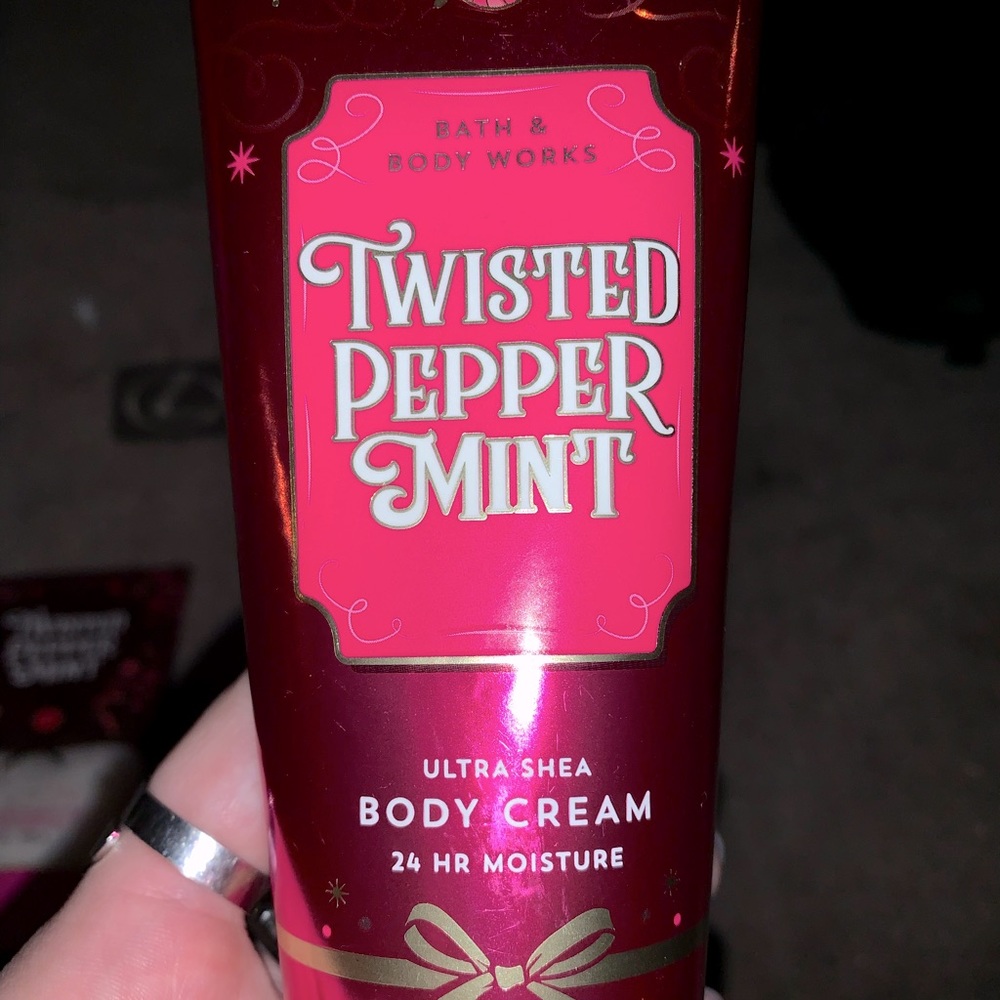twisted peppermint body lotion